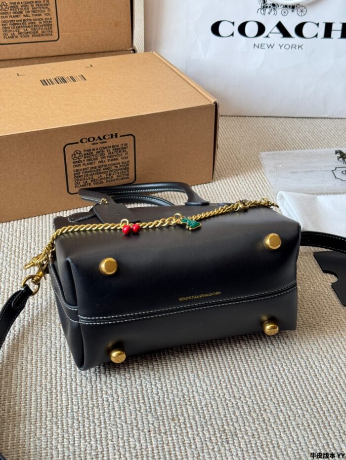 Coach Empire 21 Vintage Handbag Mini Vintage Lightweight And Practical - Image 5
