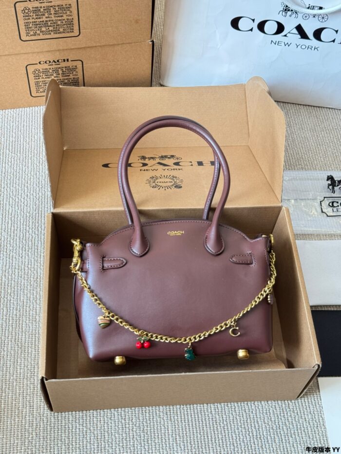 Coach Empire 21 Vintage Handbag Mini Vintage Lightweight And Practical - Image 12