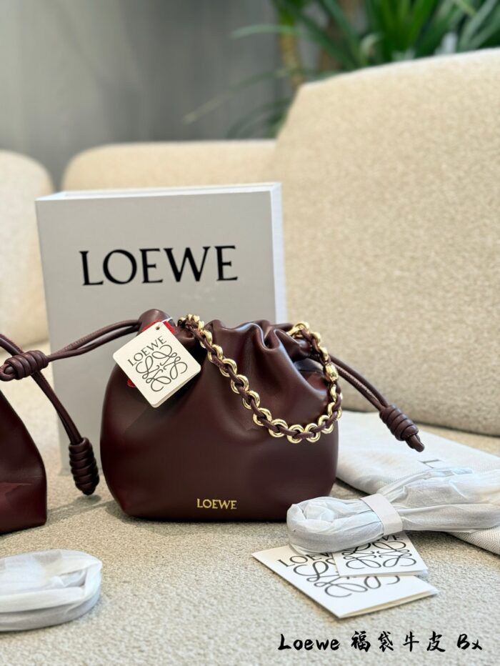 Loewe Flamenco Purse Cloud Bag Lucky Bag Soft Napa Calf Leather Pleated Rope Knot Design Detachable Shoulder Strap Chain With Magnetic Clasp Closure - Image 2