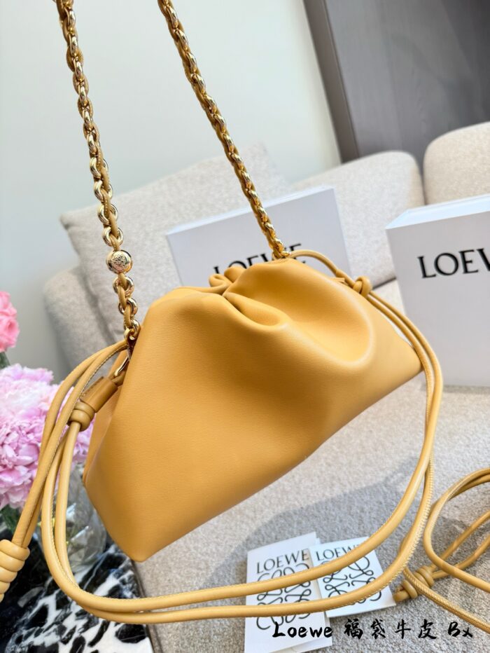 Loewe Flamenco Purse Cloud-Shaped Pouch Bag Napa Calf Leather Crumpled Rope Knot Detachable Shoulder Strap Chain - Image 9