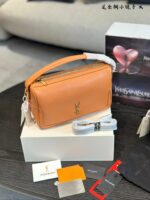 Yves Saint Laurent Camera Supple Bag Nappa Leather Hammock-Style Shoulder/Handbag - Image 2