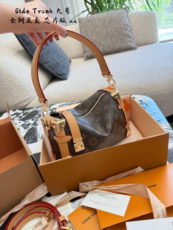 Louis Vuitton Cruise23 Side Trunk Full Metal Hardware Chip Edition Monogram Women'S Handbag - Image 4