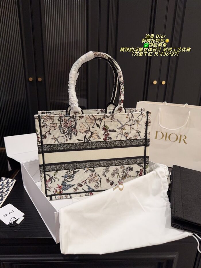 Dior Embroidered Tote Bag With Embossed 3D Embroidery, Lining, And Printed Shoulder Handle - Image 2