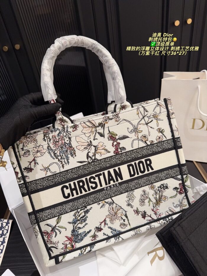 Dior Embroidered Tote Bag With Embossed 3D Embroidery, Lining, And Printed Shoulder Handle - Image 3