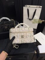 Chanel 25C Lp Tweed Box Bag Delicate And Ethereal Tweed Style - Image 12