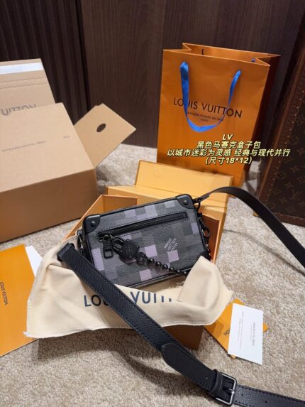 Louis Vuitton Damoflage Black Black Mosaic Box Bag Urban Camouflage Robust & Practical Urban Commuting