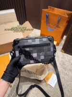 Louis Vuitton Damoflage Black Black Mosaic Box Bag Urban Camouflage Robust & Practical Urban Commuting - Image 2