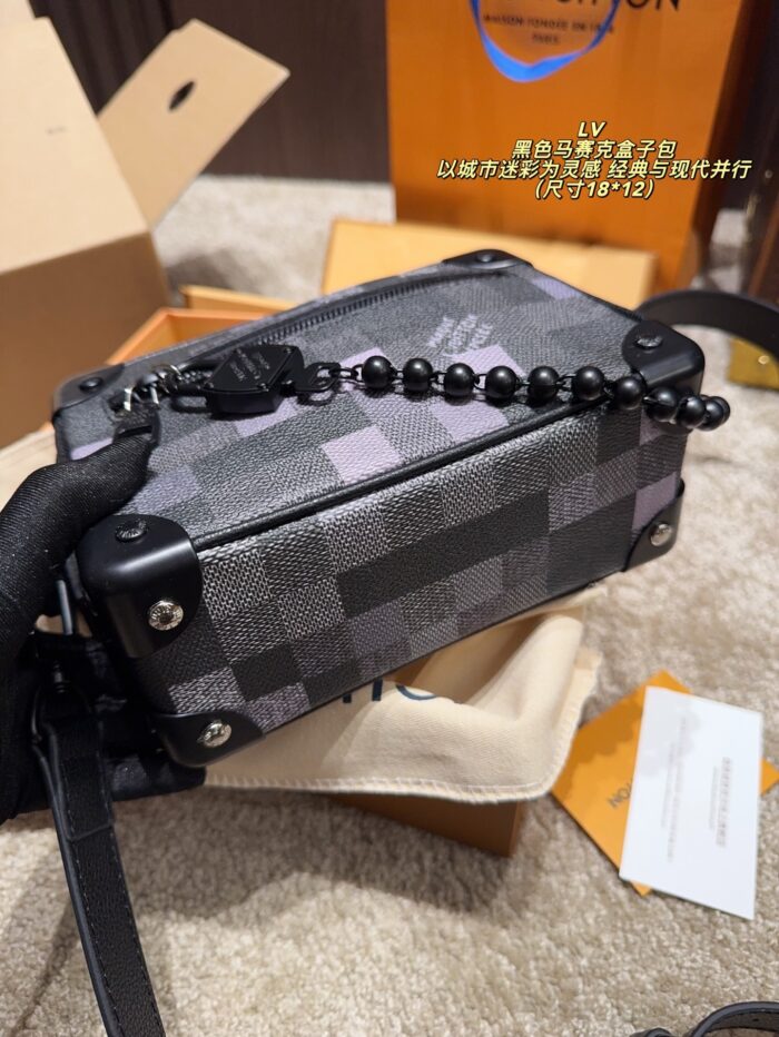 Louis Vuitton Damoflage Black Black Mosaic Box Bag Urban Camouflage Robust & Practical Urban Commuting - Image 6