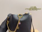 Coach Bucket Bag With Liner Versatile Design Carry Underarm, Handheld Or Crossbody Genuine Cowhide Leather Soft And Comfortable - Image 5