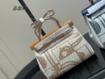 Hermès Autumn/Winter Limited Edition Herbag Madeleine-Inspired Biscuit-Coloured Abstract Pattern Canvas Commuter Bag - Image 5