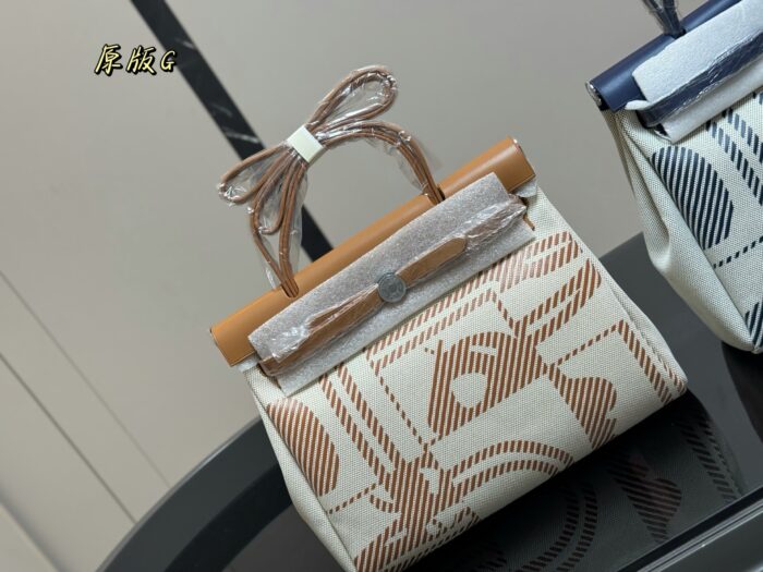 Hermès Autumn/Winter Limited Edition Herbag Madeleine-Inspired Biscuit-Coloured Abstract Pattern Canvas Commuter Bag - Image 5