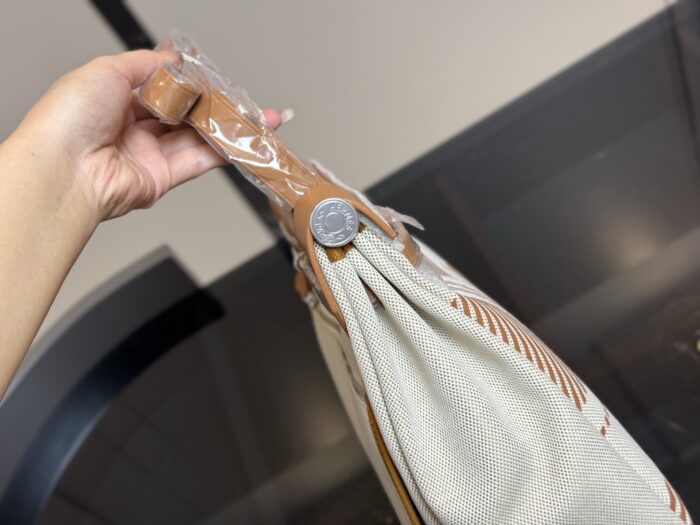 Hermès Autumn/Winter Limited Edition Herbag Madeleine-Inspired Biscuit-Coloured Abstract Pattern Canvas Commuter Bag - Image 6