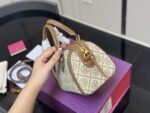 Tory Burch'S Latest Haute Couture-Quality Pillow Bag With Folding Box - Image 6