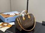 Louis Vuitton Keepall New Pillow Bag Genuine Leather Unisex Style - Image 8