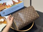 Louis Vuitton Keepall New Pillow Bag Genuine Leather Unisex Style - Image 9