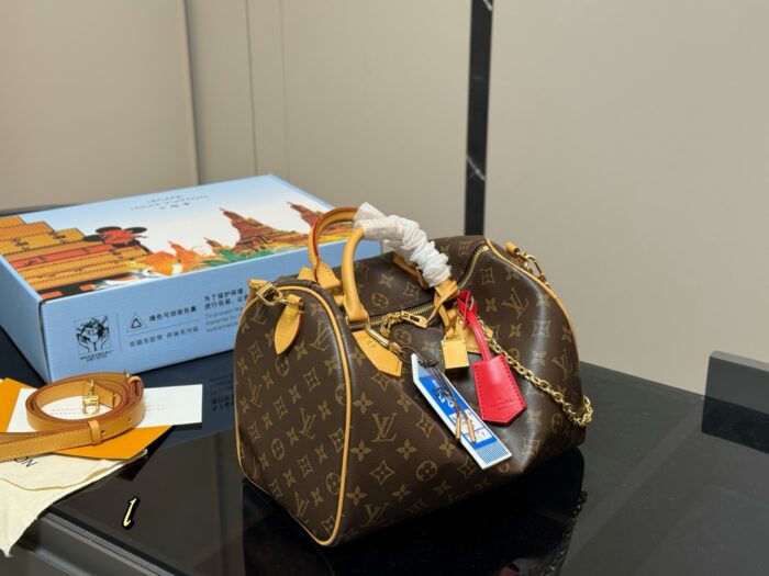 Louis Vuitton Keepall New Pillow Bag Genuine Leather Unisex Style - Image 5