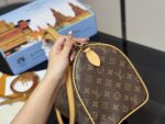 Louis Vuitton Keepall New Pillow Bag Genuine Leather Unisex Style - Image 7