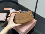 Miumiu Pre-Spring New Canvas Lunchbox Bag With Integrated Surf Rope - Versatile Casual Style With Excellent Capacity - Image 7