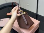 Miumiu Pre-Spring New Canvas Lunchbox Bag With Integrated Surf Rope Casual And Versatile Excellent Capacity - Image 5