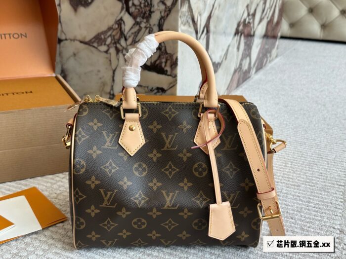 Louis Vuitton Speedy 25 Adjustable Strap Practical Capacity Handbag Shoulder Bag - Image 6