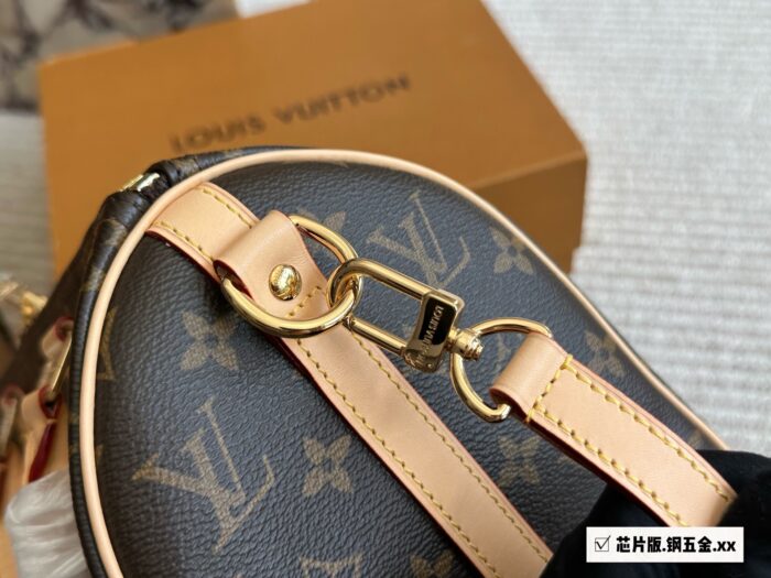 Louis Vuitton Speedy 25 Adjustable Strap Practical Capacity Handbag Shoulder Bag - Image 8