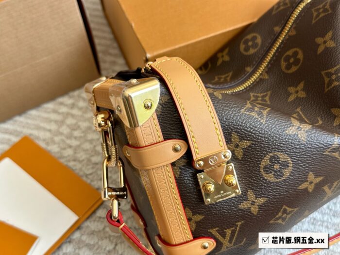 Louis Vuitton Cruise23 Side Trunk Monogram Metal Futuristic Soft-Body Handbag - Image 2