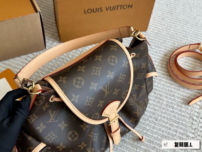 Louis Vuitton Odyssey Replica Large Bag | Adjustable Closure | Relaxed-Fit Commuter Bag - Image 2
