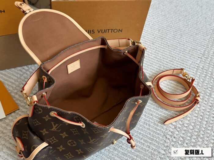 Louis Vuitton Odyssey Replica Large Bag | Adjustable Closure | Relaxed-Fit Commuter Bag - Image 8