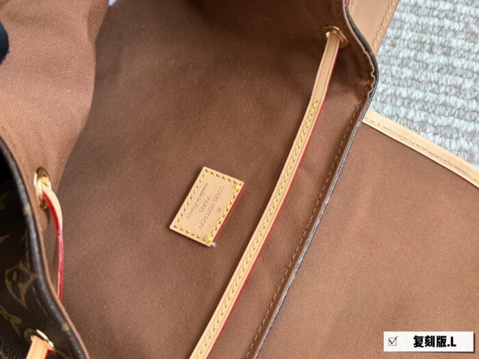 Louis Vuitton Odyssey Replica Large Bag | Adjustable Closure | Relaxed-Fit Commuter Bag - Image 9