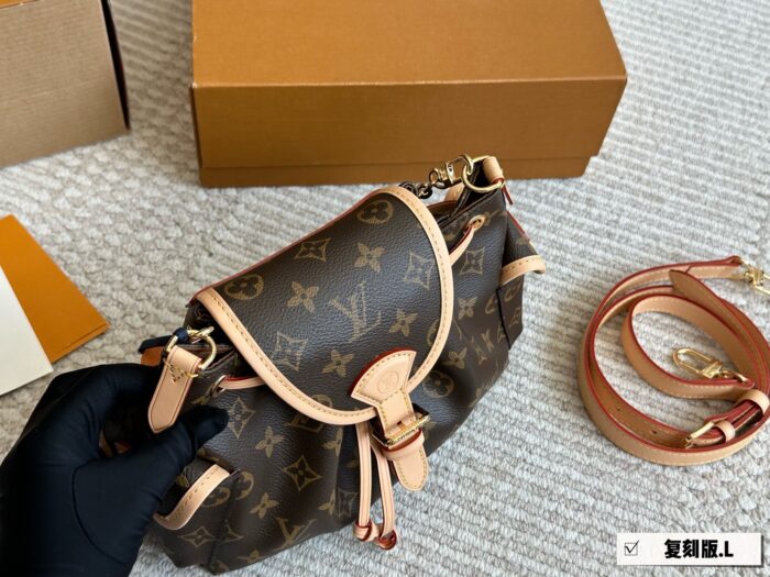 Louis Vuitton Odyssée Metal Chain Side Pockets Multi-Wear Handbag: Carry By Hand, Shoulder Or Crossbody - Image 2