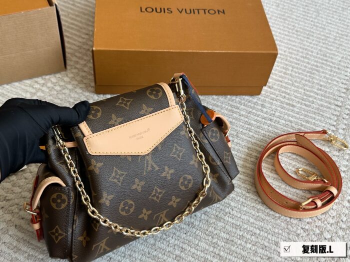Louis Vuitton Odyssée Metal Chain Side Pockets Multi-Wear Handbag: Carry By Hand, Shoulder Or Crossbody - Image 6