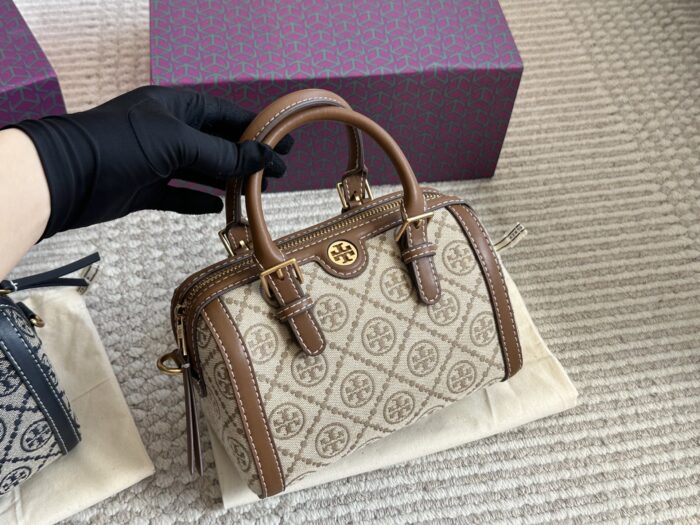 Tory Burch Tb Latest Mini Barrel Bag Pillow Bag Haute Couture Quality With Ample Capacity - Image 2