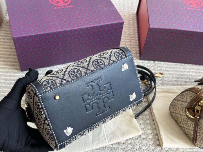 Tory Burch Tb Latest Mini Barrel Bag Pillow Bag Haute Couture Quality With Ample Capacity - Image 7