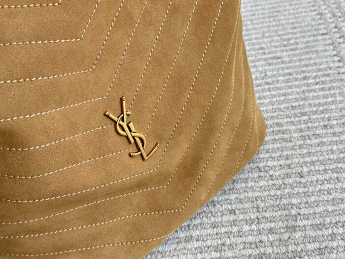 Yves Saint Laurent New Bucket Bag Handheld Or Shoulder-Carried Smooth Leather - Image 2