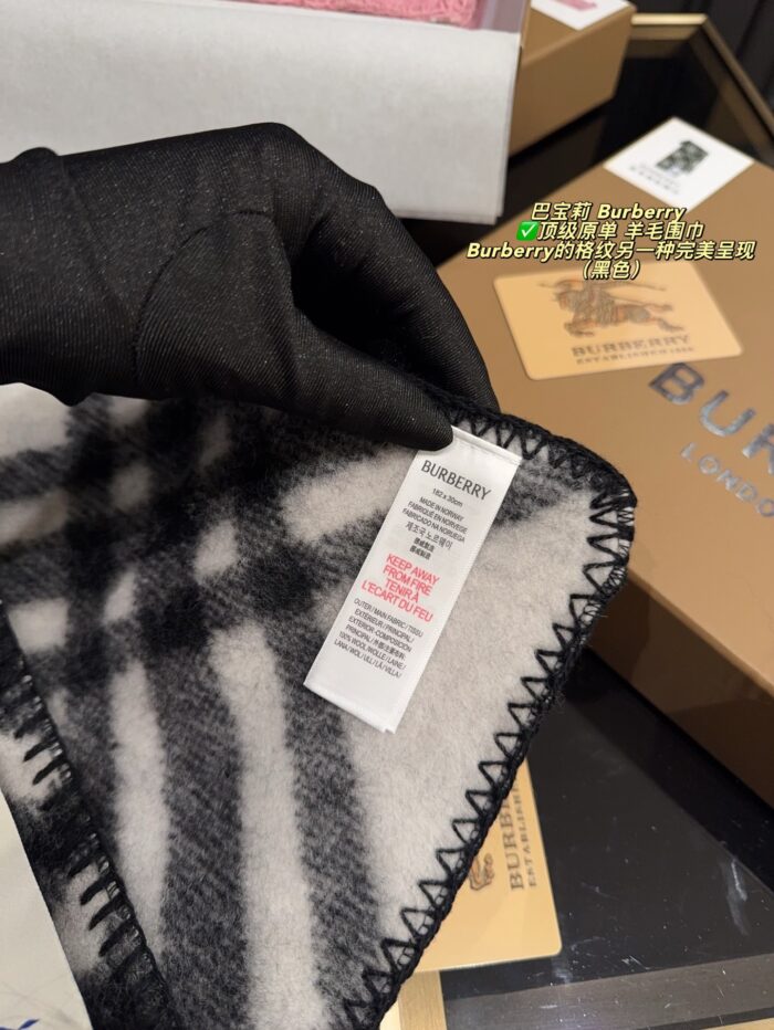 Burberry Wool Scarf - Check Pattern Integrated Edging - Unisex Style - Pure Wool - Image 5