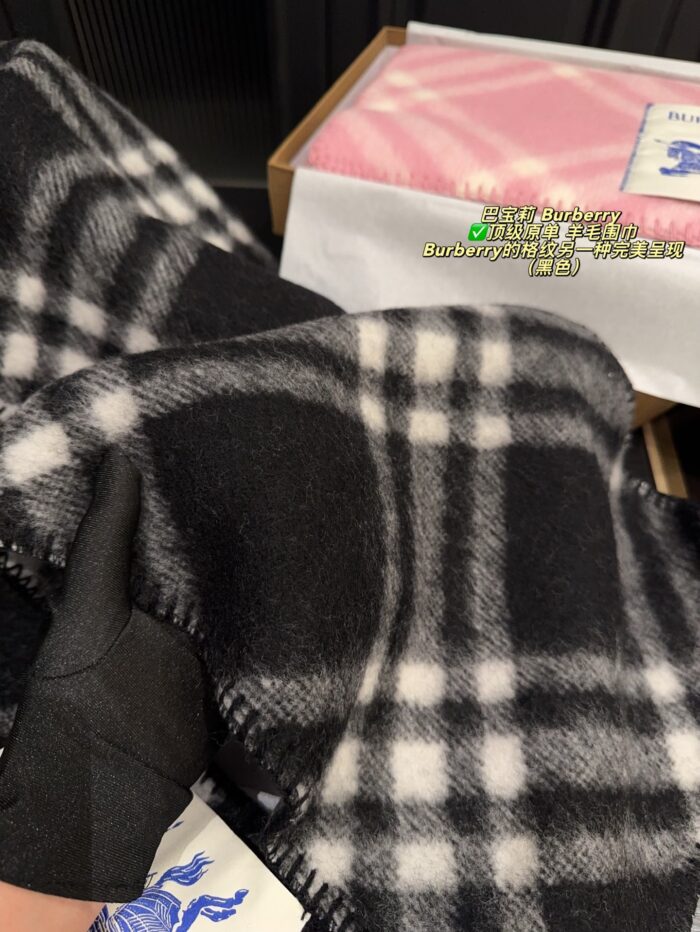 Burberry Wool Scarf - Check Pattern Integrated Edging - Unisex Style - Pure Wool - Image 9