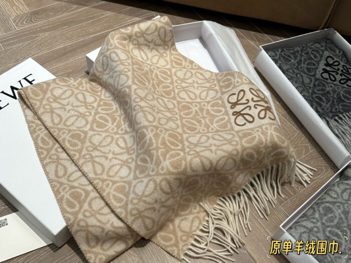 Loewe Cashmere Scarf Delicate Colour Palette Soft And Comfortable Comes With Box - Image 3