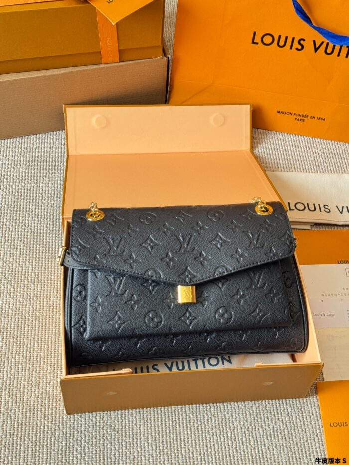 Louis Vuitton Anytime Flap Bag Adjustable Chain Strap Ample Storage Capacity - Image 3