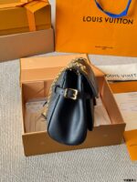 Louis Vuitton Anytime Flap Bag Adjustable Chain Strap Ample Storage Capacity - Image 6
