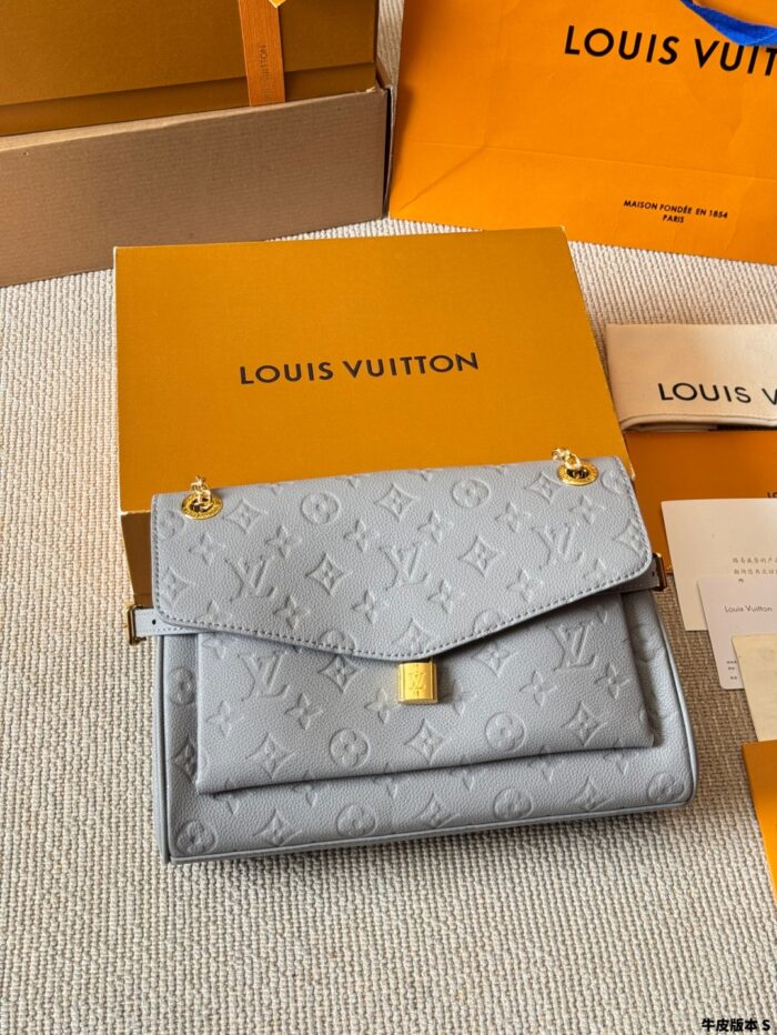 Louis Vuitton Anytime Flap Bag Adjustable Chain Strap Ample Storage Capacity - Image 11