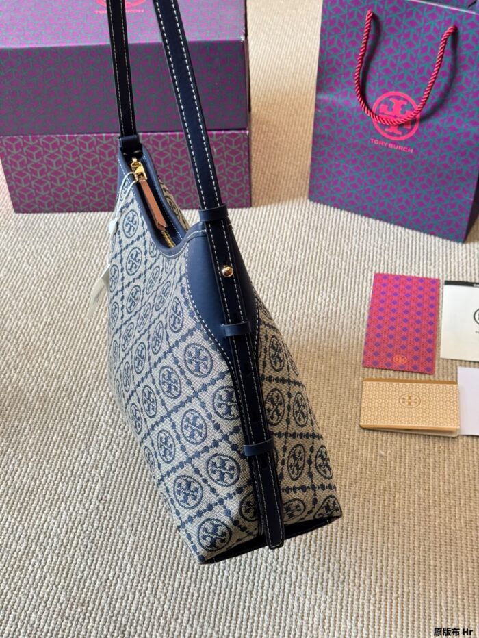Tory Burch Hobo Monogram Tote Bag | Shoulder/Crossbody | Practical And Relaxed - Image 5