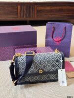 Tory Burch Monogram Large Accordion Bag | Multiple Compartments | Generous Capacity - Image 4