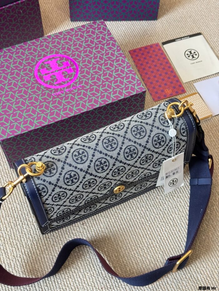 Tory Burch Monogram Large Accordion Bag | Multiple Compartments | Generous Capacity - Image 6