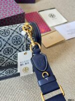 Tory Burch Monogram Large Accordion Bag | Multiple Compartments | Generous Capacity - Image 8