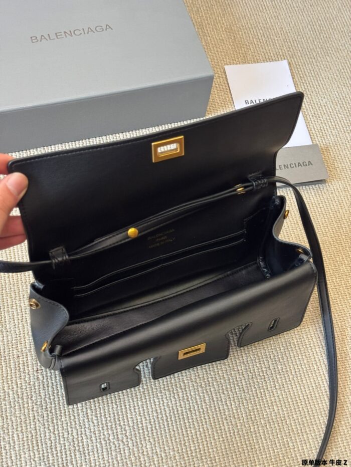Balenciaga Belair Genuine Leather Underarm Bag - Large Capacity - Image 9