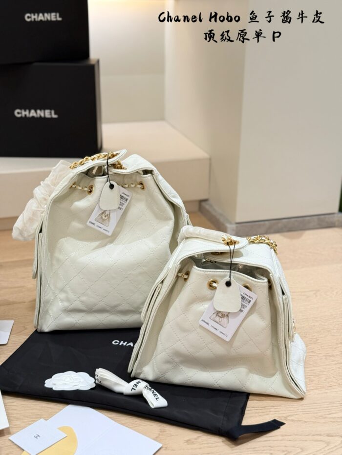 Chanel 25A Hobo Caviar Calfskin Bag With Chain Strap And Leather Padding, Featuring New Mini Pocket – Practical And Comfortable - Image 3