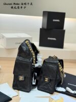 Chanel 25Cm Spring/Summer New Arrival Hobo Bag In Oil-Waxed Calfskin With Drawstring Closure. Glossy Black & Gold. Effortlessly Relaxed Silhouette. - Image 4