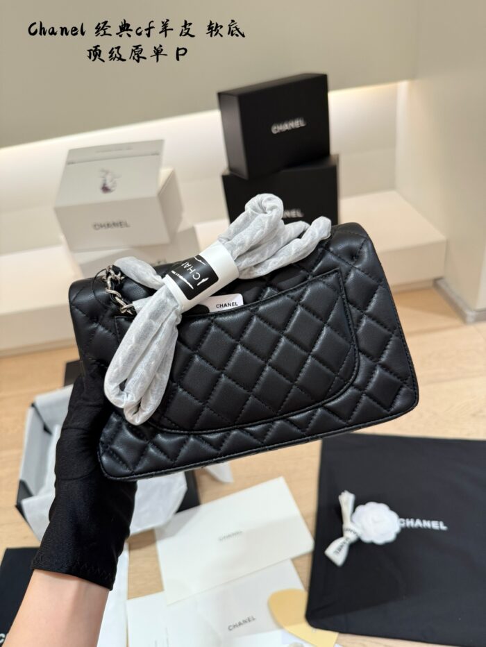 Chanel Cf Series Lambskin Quilted Double C Logo Shoulder Bag - Image 5
