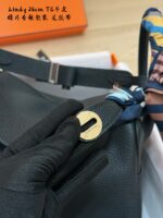 Hermès Lindy Original Calfskin Leather Three-Strap Design Full Packaging With Complimentary Ribbon - Image 2