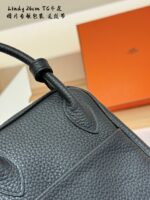 Hermès Lindy Original Calfskin Leather Three-Strap Design Full Packaging With Complimentary Ribbon - Image 9